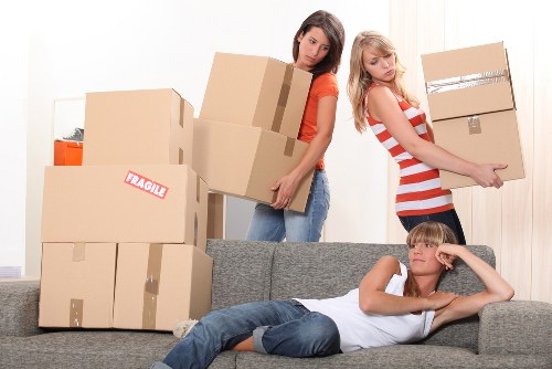 Local Streatham storage service for residential and commercial customers