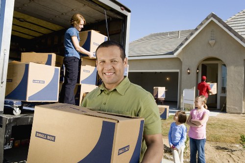 Storage support for residents and movers in Streatham